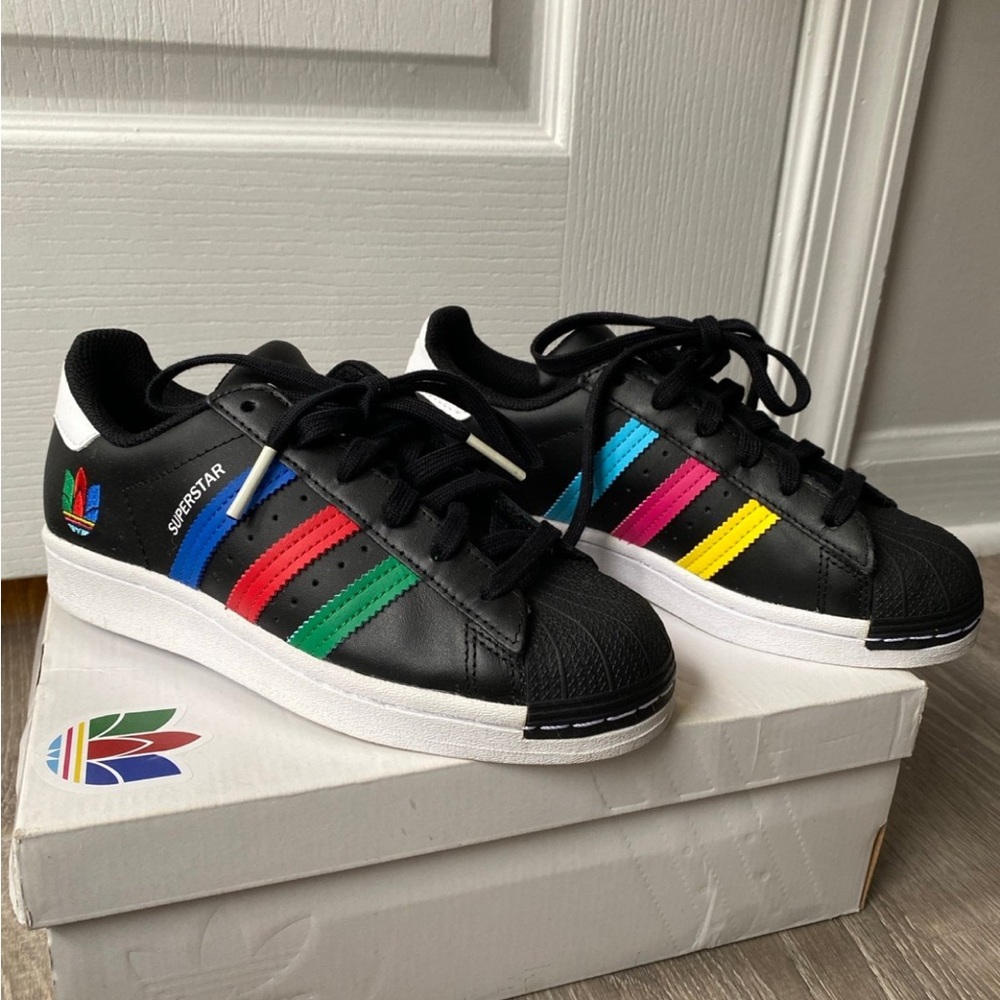 Adidas Superstar Kids, Size 4, gently worn